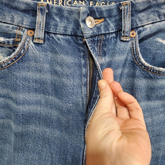AMERICAN EAGLE Curvy Mom Jeans Real Good Hi-Rise Stretch Women's 8P Short x 26" - Picture 4 of 15
